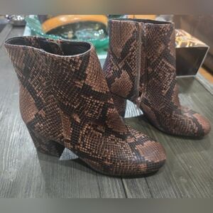 Chic Snakeskin Ankle Booties